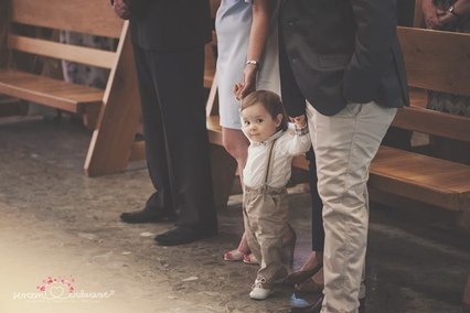 zdjęcie z chrztu świętego rocznego chłopca