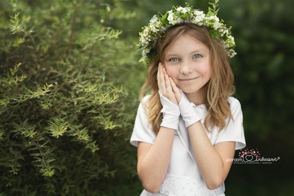 foto dziewczynki z Pierwszej Komunii Świętej
