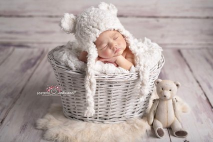 minimalizm w zdjęciu noworodkowym