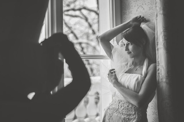 Jak dobrze wyglądać na sesji ślubnej