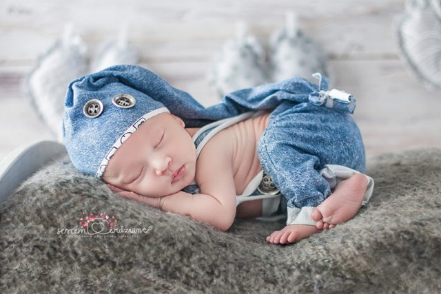 sesje zdjęciowe dla noworodków