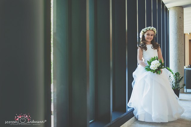 portret dziewczynki po Komunii