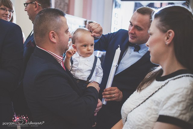Chrzestni na chrzcinach