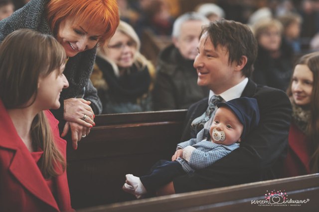 chrzest święty w kościele w Warszawa Wawrzyszew