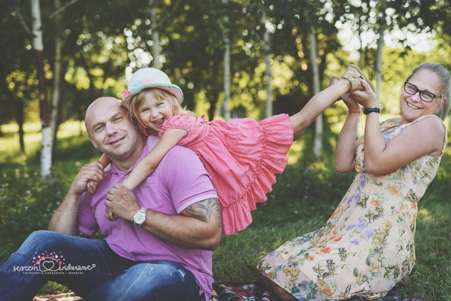 sesja rodzinna w plenerze