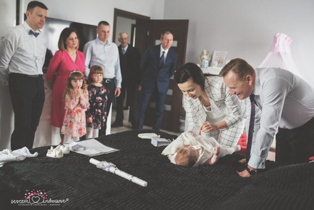 Ubieranie dziecka na chrzciny w Radomiu