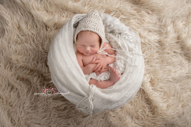 SESJA NOWORODKOWA ZIELONKA