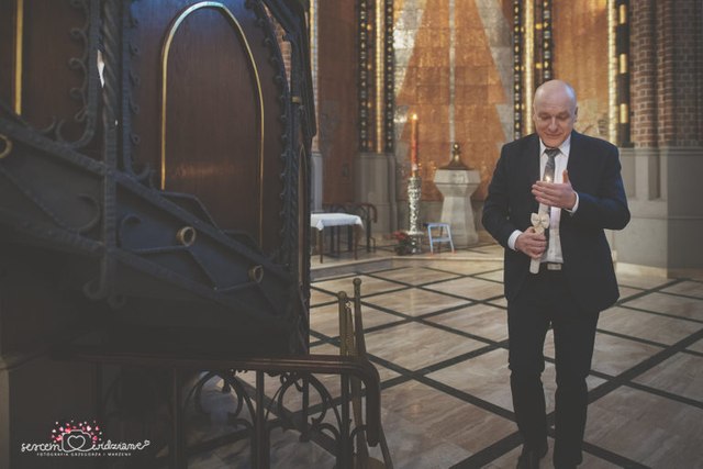 chrzestny z świecą