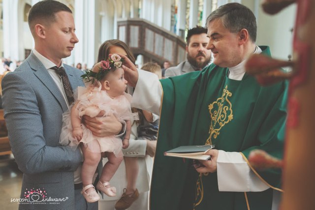 Reportaż Chrzest w Warszawskim Kościele