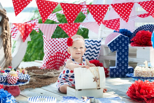 Morskie klimaty sesji urodzinowej na roczek